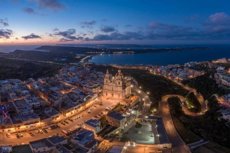 Apartamento Francis Flats Modern Penthouse Mellieħa Exterior foto